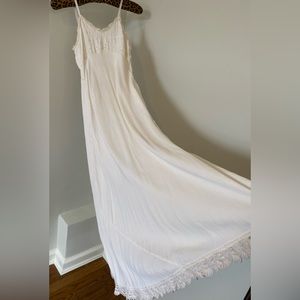 Vintage 1930s or 40s Cream Slip *Issues*